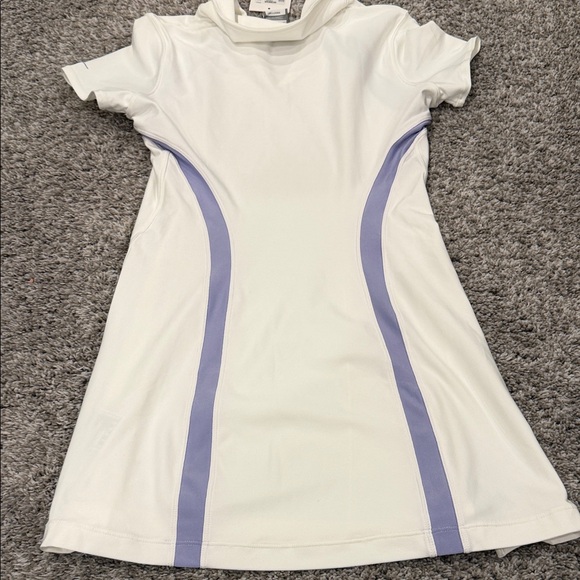 Nike Women's White and Purple Short Sleeve Top - Picture 7 of 7